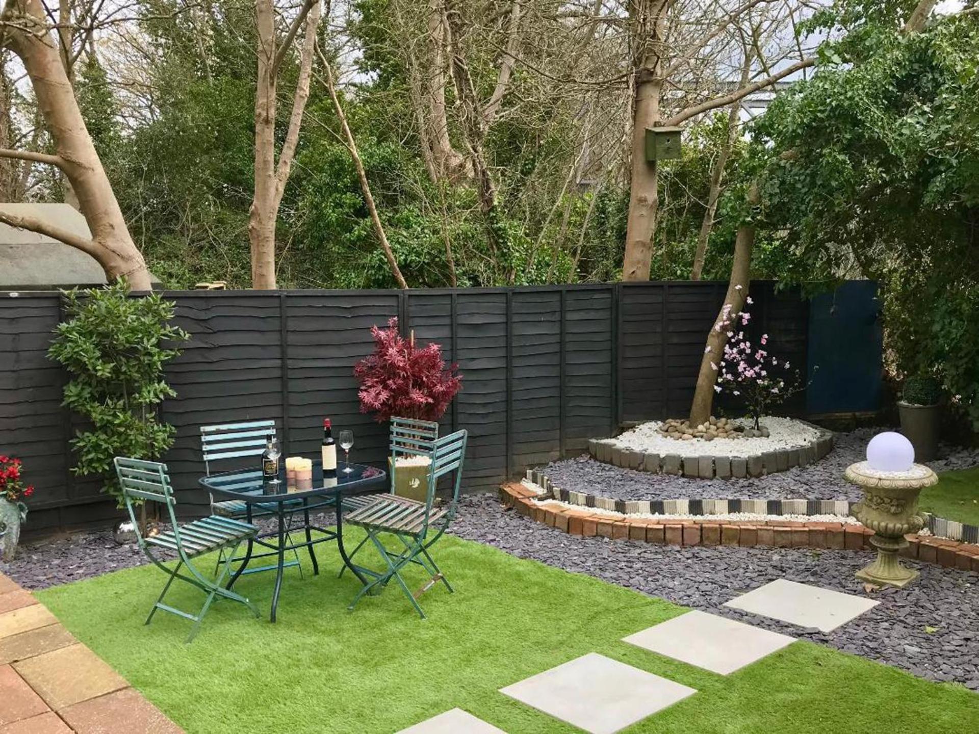 1 Bed Cottage-Museum View-Garden-Free Parking Weybridge Exterior photo